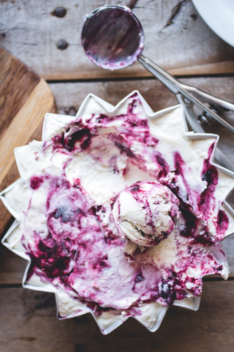 Churn-free cherry cheesecake ice cream