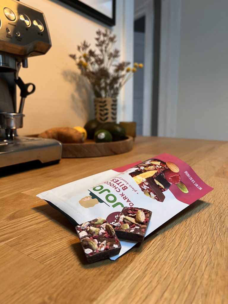 Biscuits of dark chocolate.